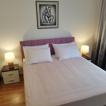 Apartments Surjak Orebic Luaran gambar