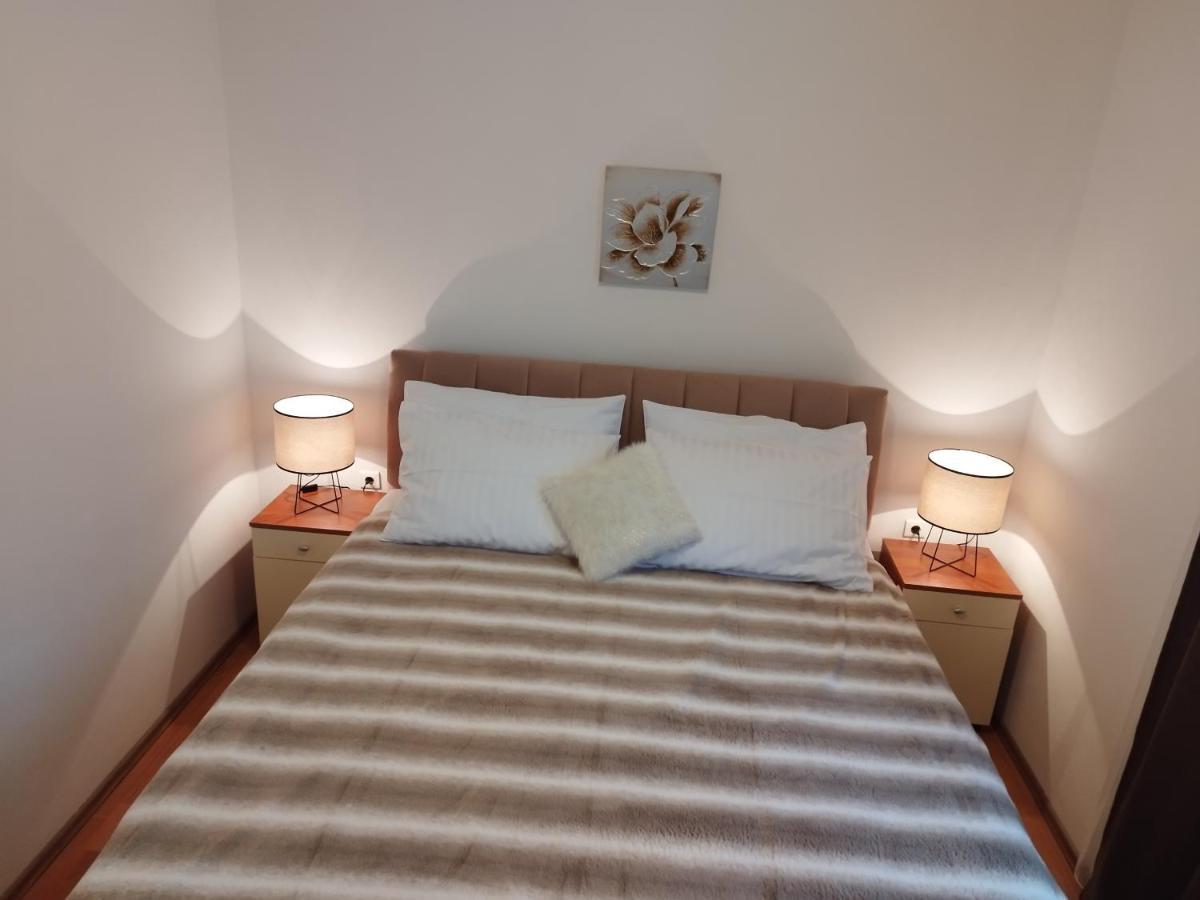 Apartments Surjak Orebic Luaran gambar