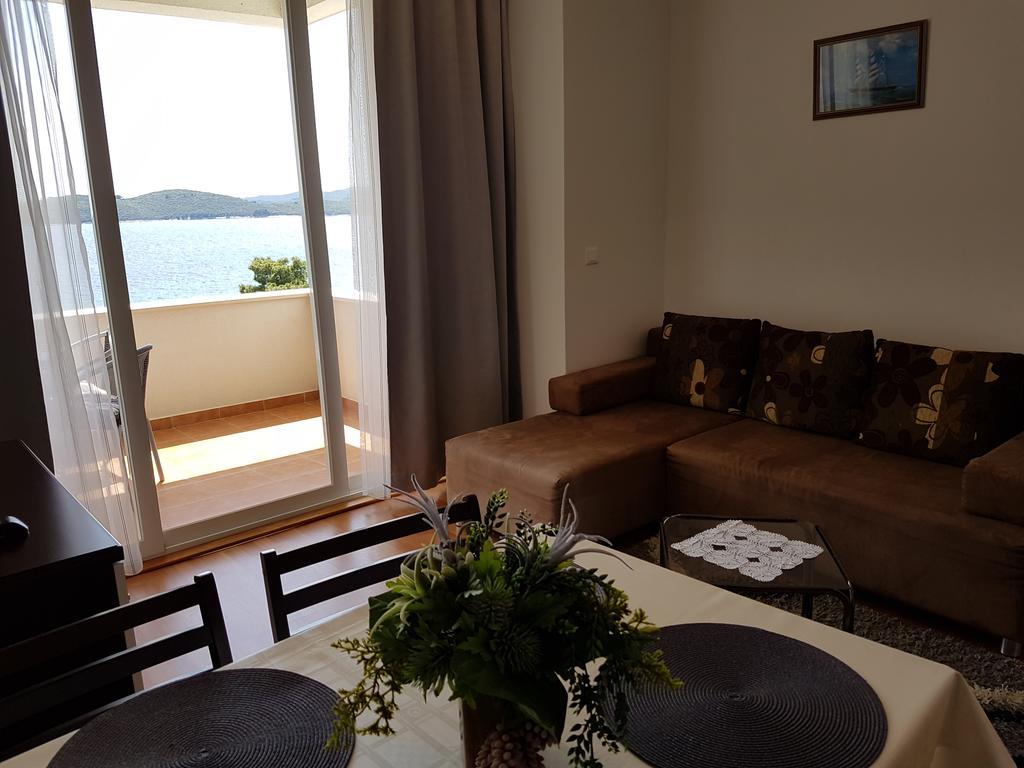 Apartments Surjak Orebic Luaran gambar