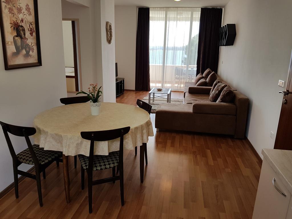 Apartments Surjak Orebic Luaran gambar
